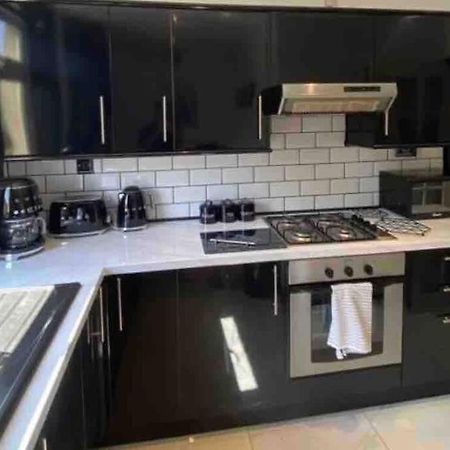 Lovely 2 Bedroom With Private Garden Εδιμβούργο Εξωτερικό φωτογραφία